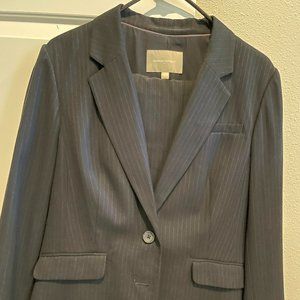 Women's Two Piece Banana Republic Pants Suit